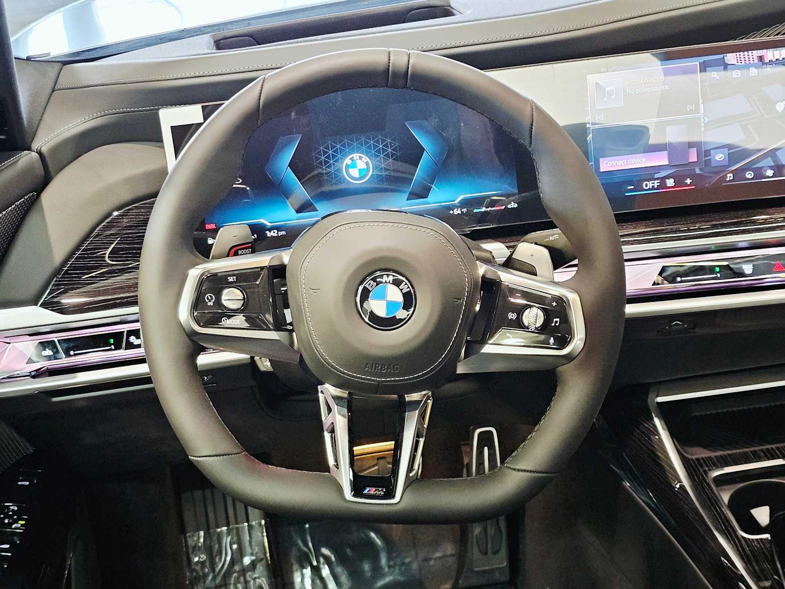 Thumbnail: 2025 BMW 7 Series - 11