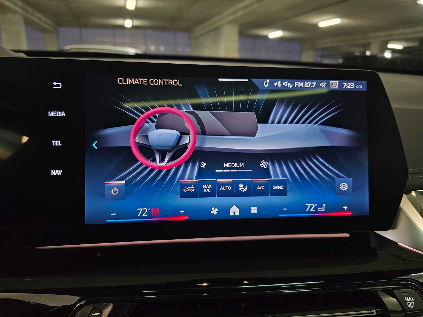 Thumbnail: 2026 BMW X1 - 14