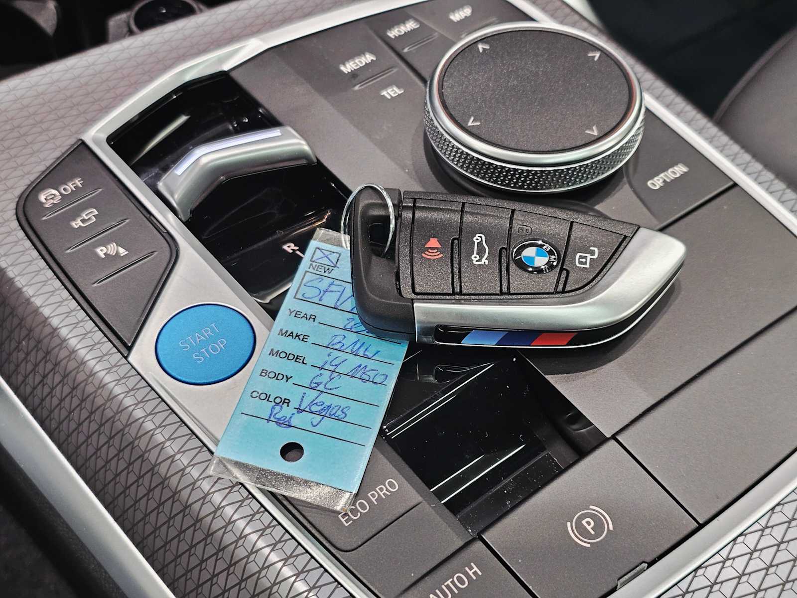 Thumbnail: 2025 BMW i4 - 30