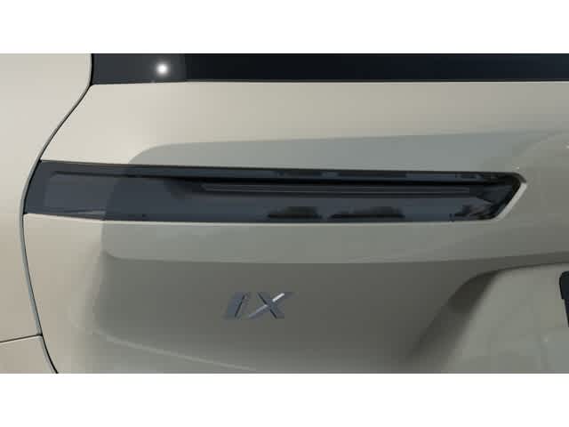 Thumbnail: 2026 BMW iX - 8
