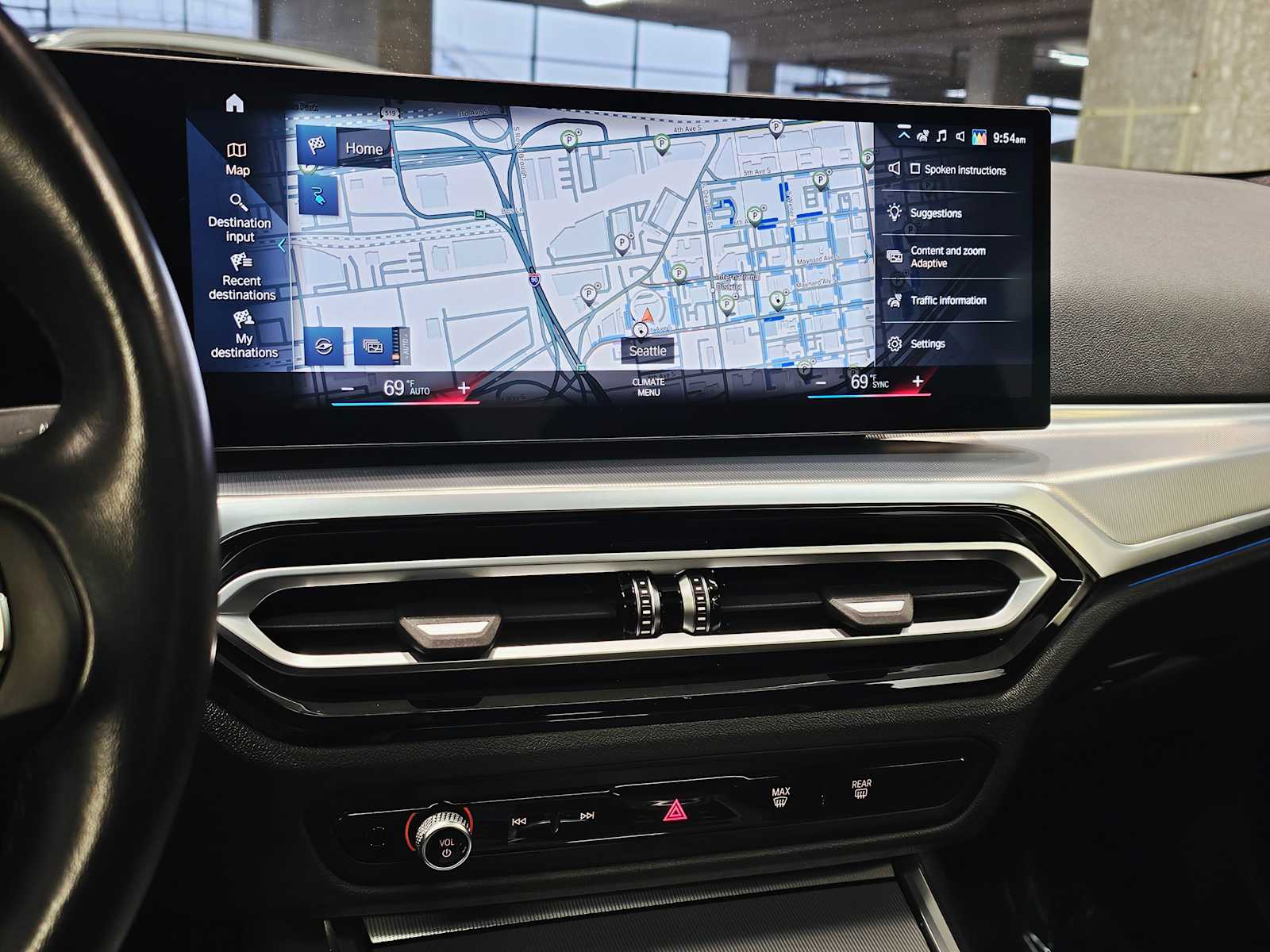 Thumbnail: 2023 BMW i4 - 16