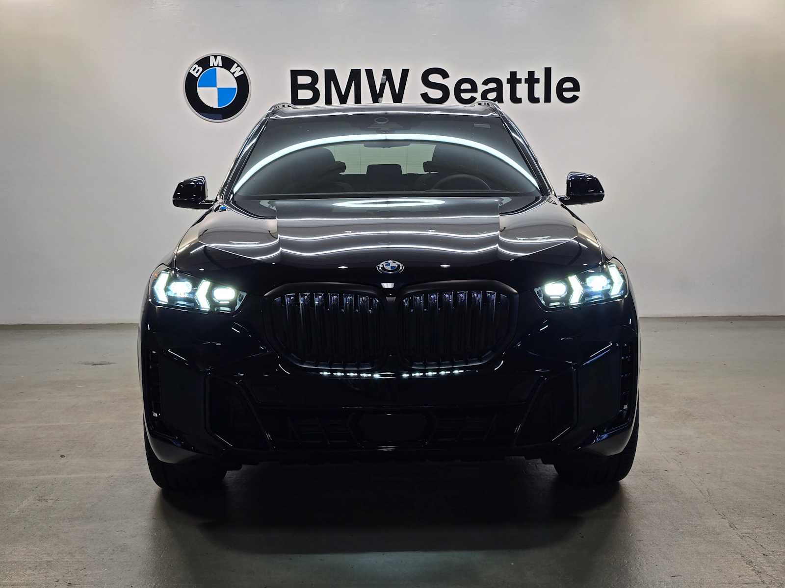 Thumbnail: 2026 BMW X5 - 6