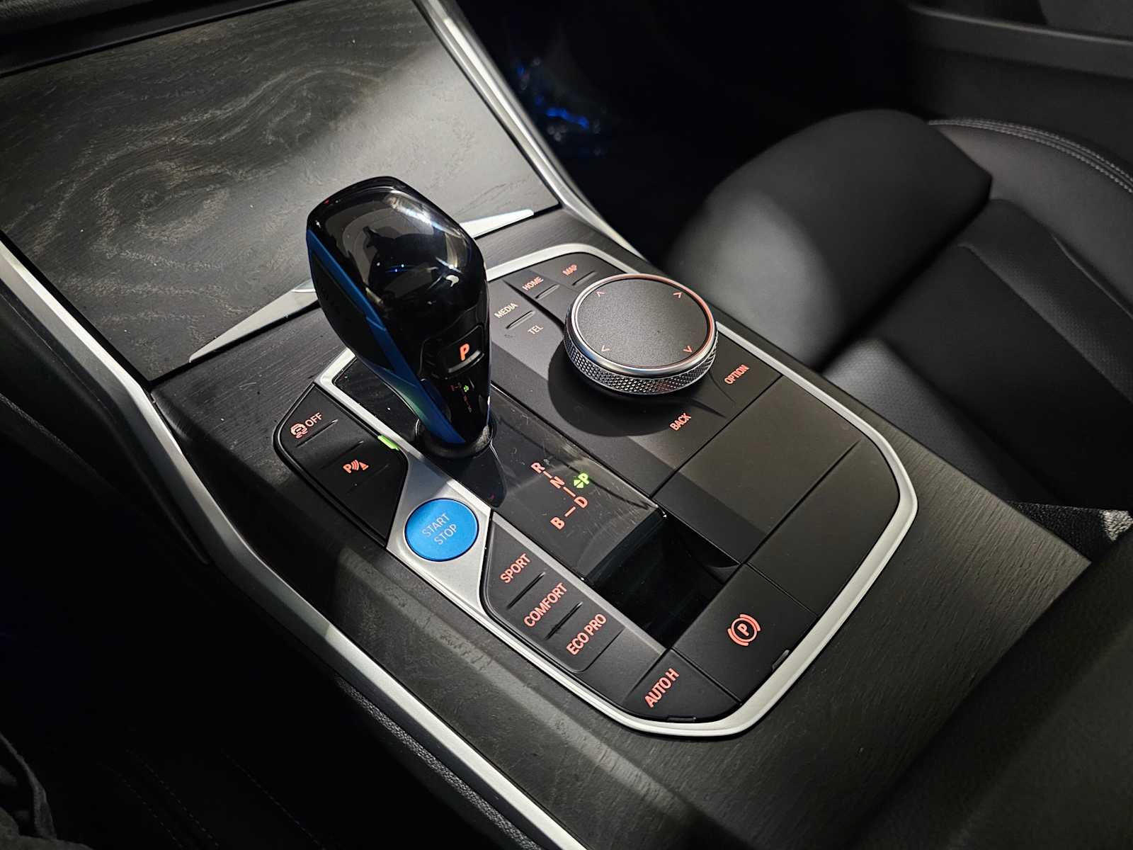 Thumbnail: 2023 BMW i4 - 22