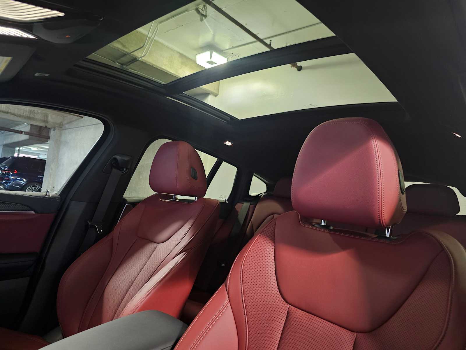 Thumbnail: 2025 BMW X4 - 34