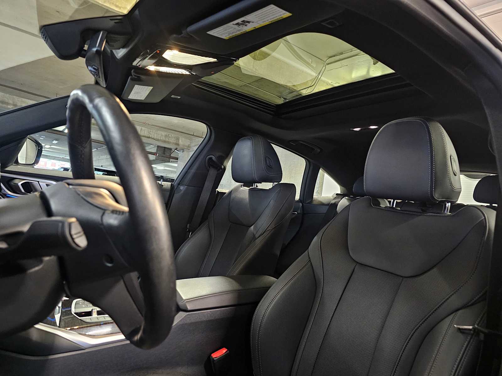 Thumbnail: 2023 BMW i4 - 34