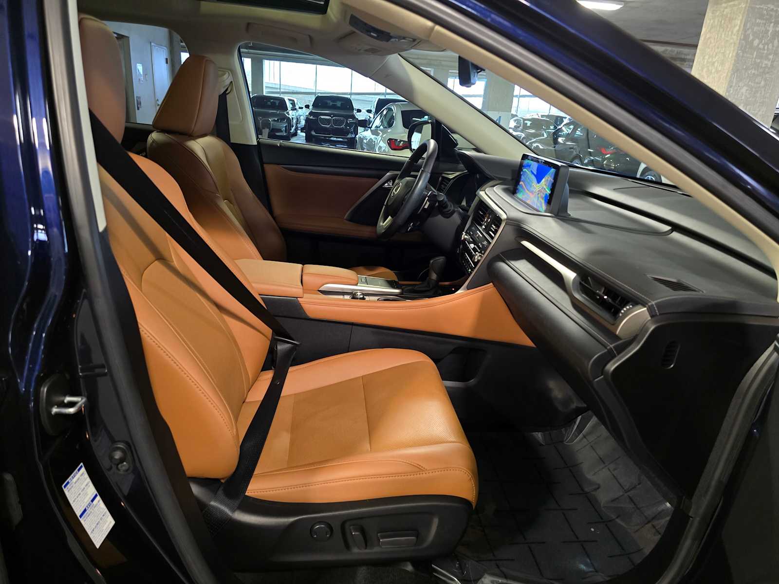 Thumbnail: 2022 Lexus RX - 32