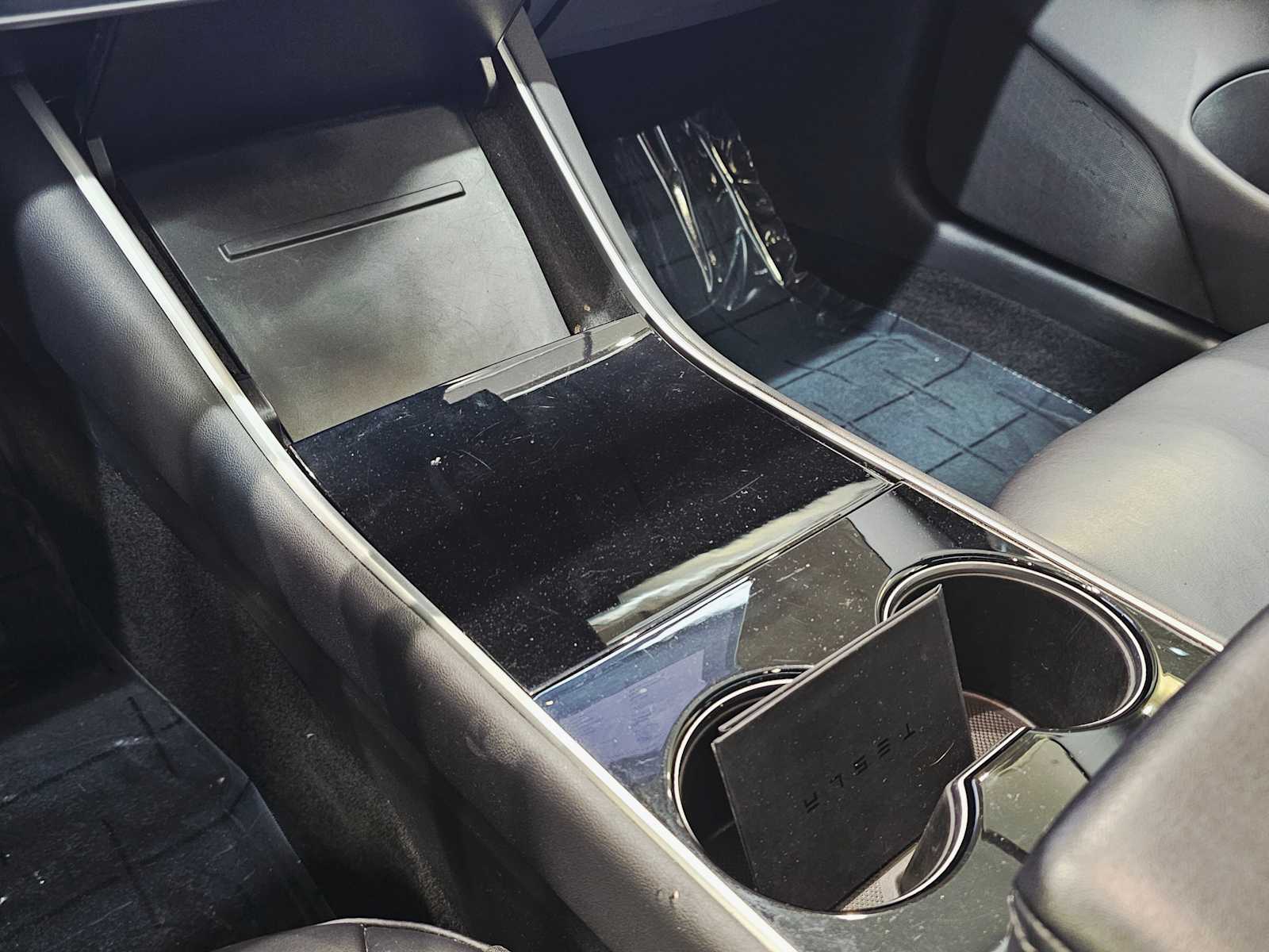 Thumbnail: 2019 Tesla Model 3 - 19