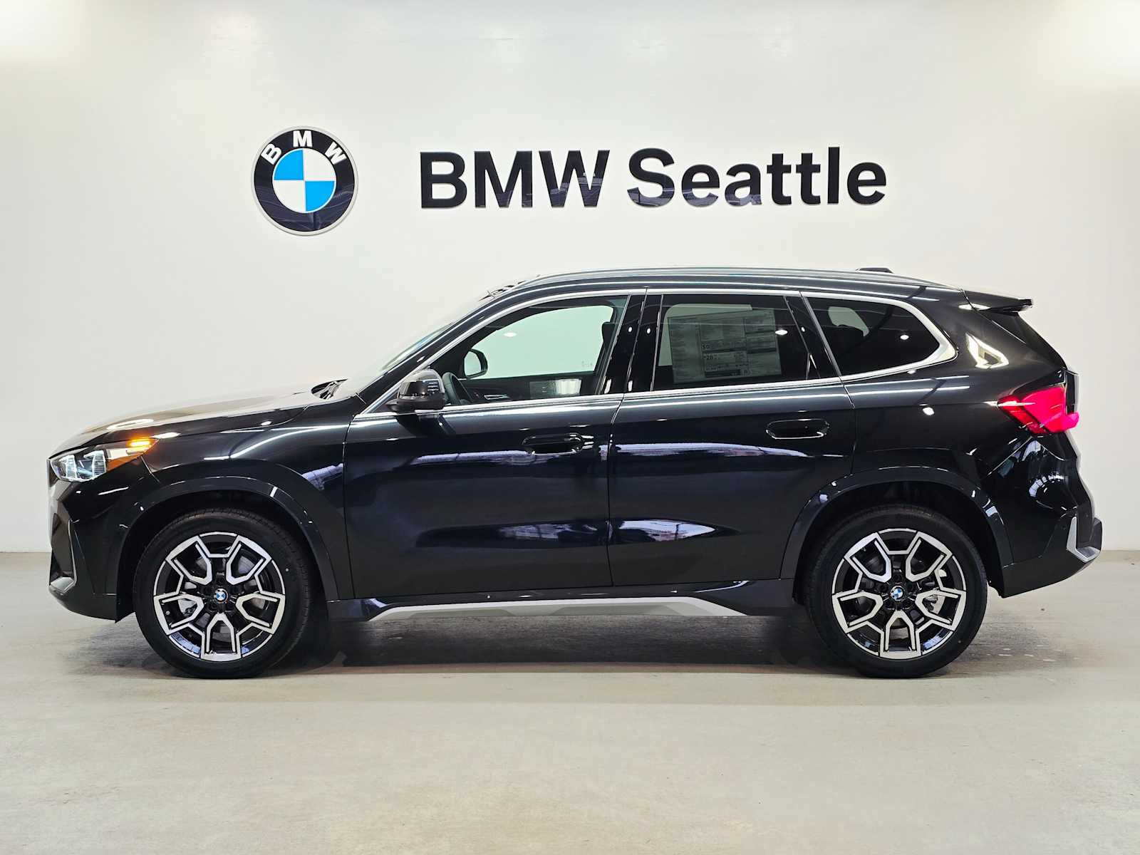 Thumbnail: 2026 BMW X1 - 3