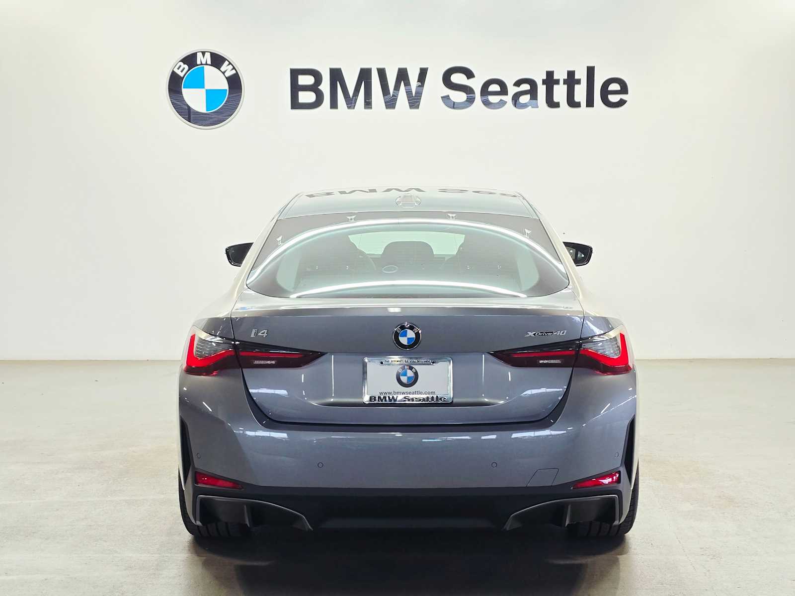 Thumbnail: 2026 BMW i4 - 5