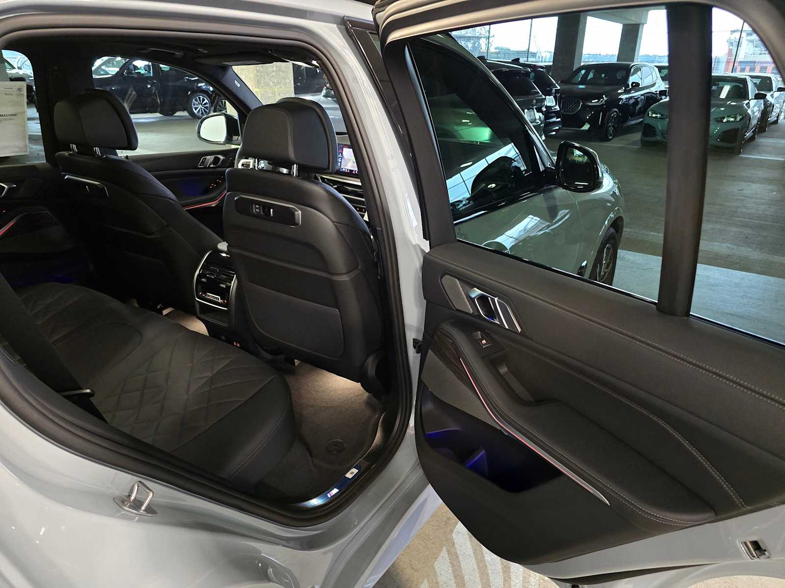 Thumbnail: 2026 BMW X5 - 30