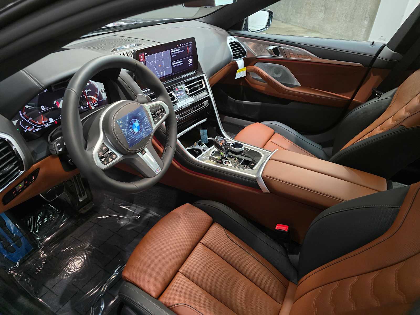 Thumbnail: 2026 BMW 8 Series - 2