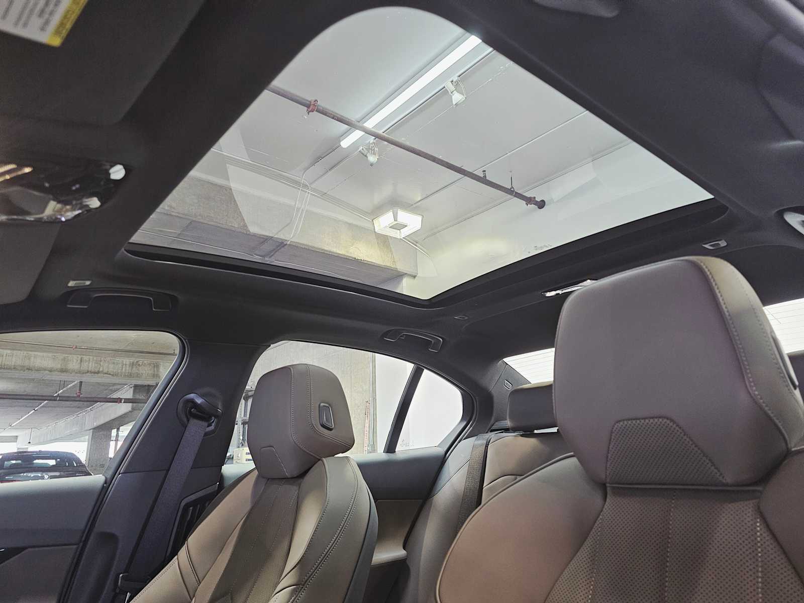 Thumbnail: 2026 BMW 5 Series - 24