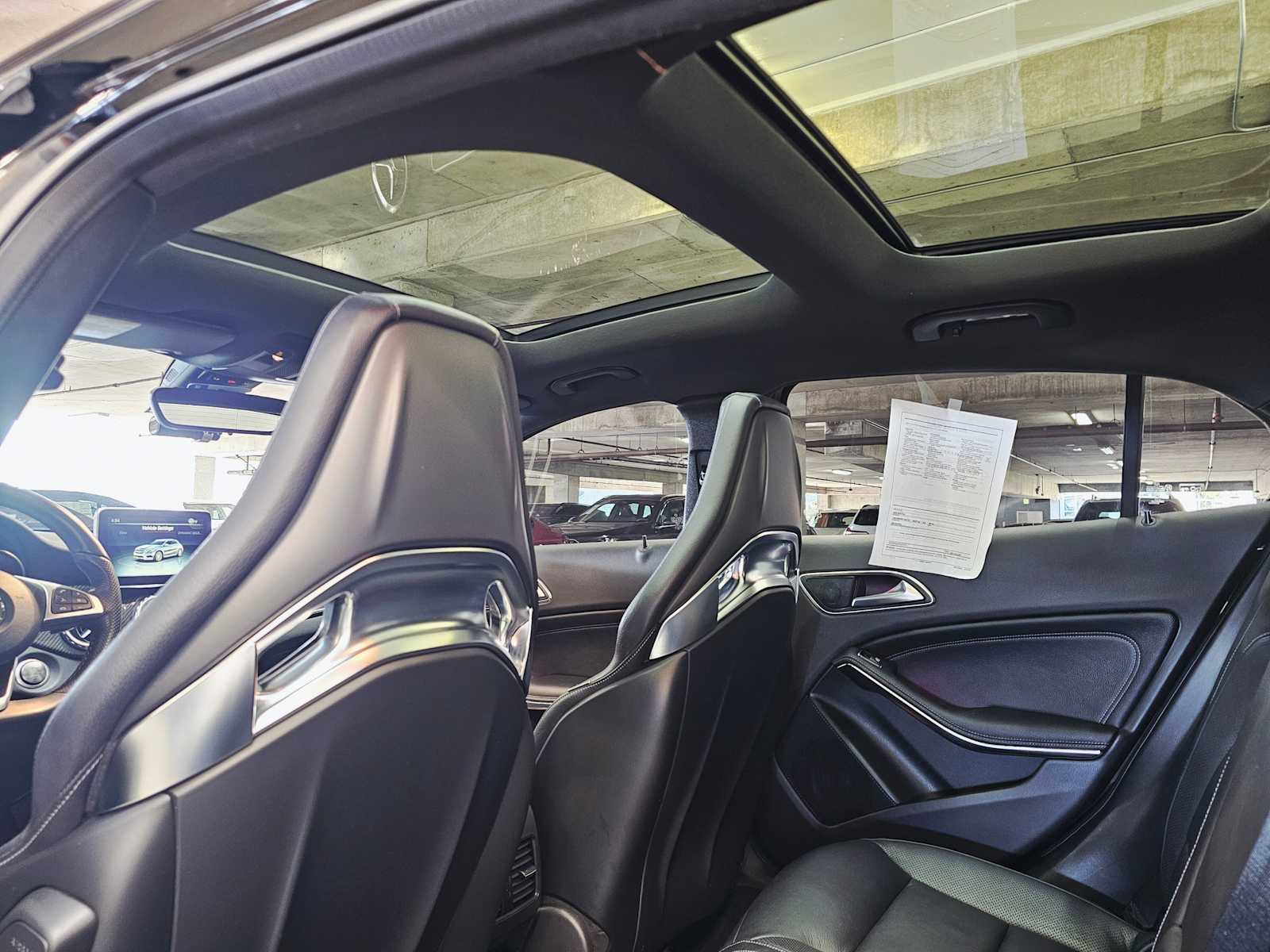 Thumbnail: 2016 Mercedes-Benz GLA - 26