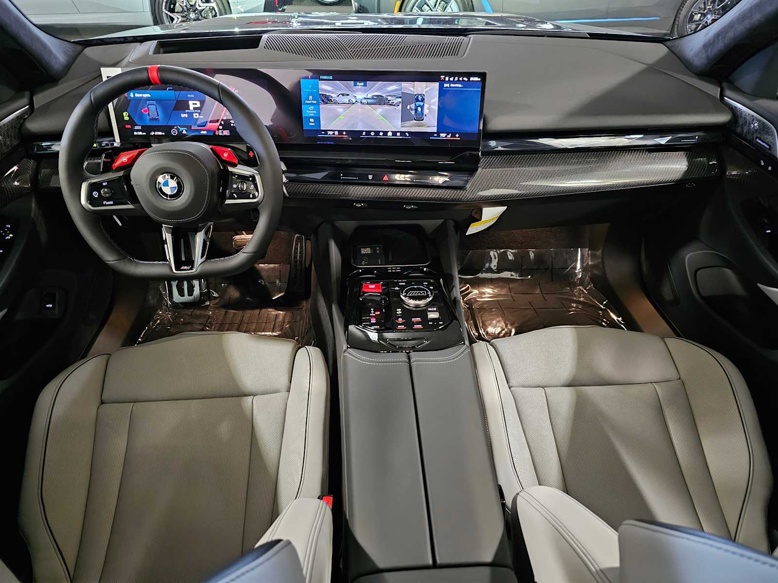 Thumbnail: 2027 BMW M5 - 10