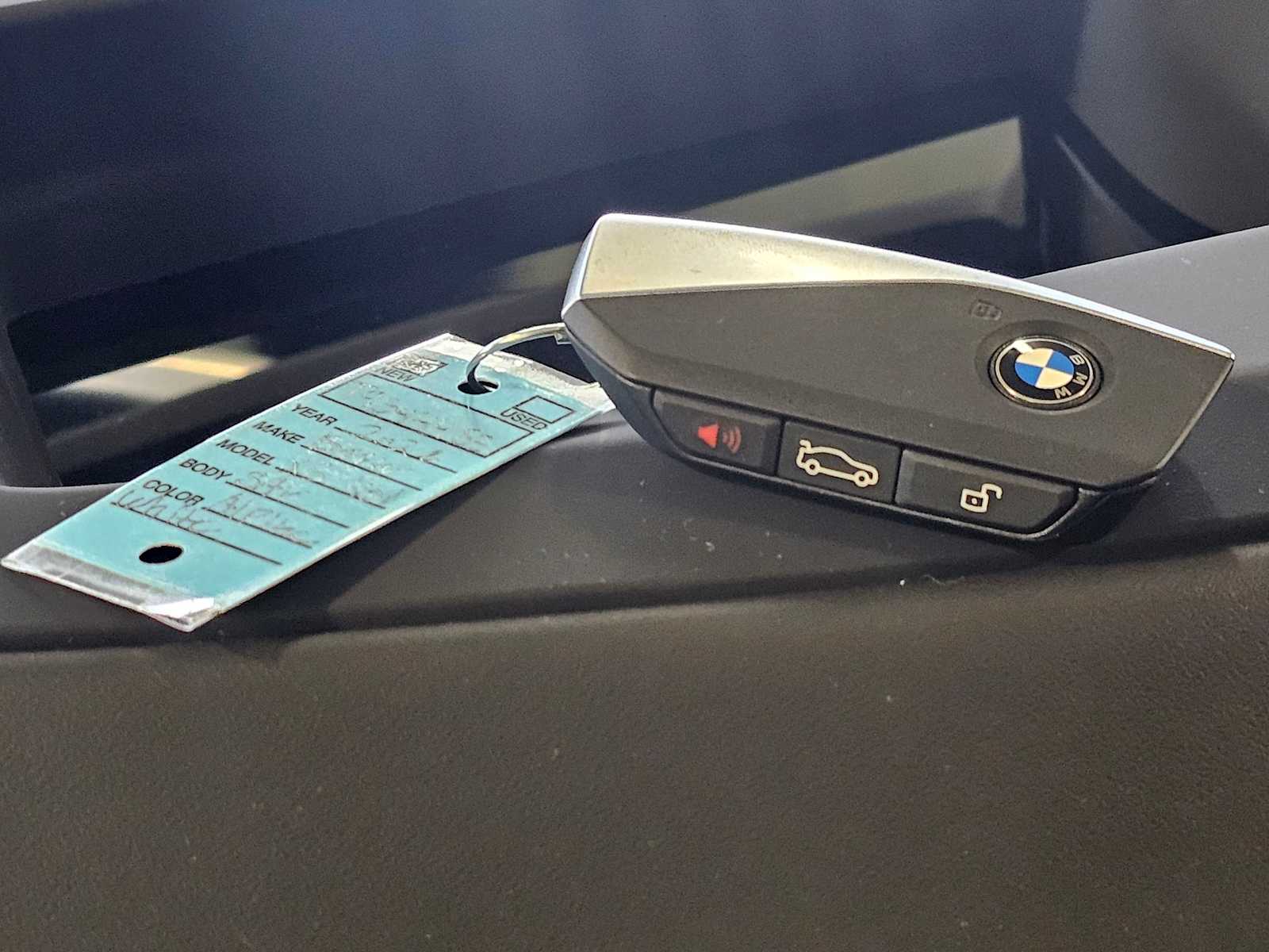 Thumbnail: 2026 BMW X5 - 44