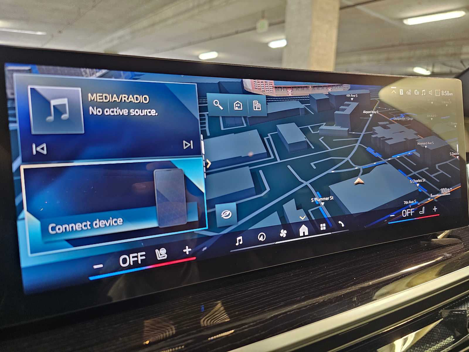 Thumbnail: 2026 BMW X5 - 13