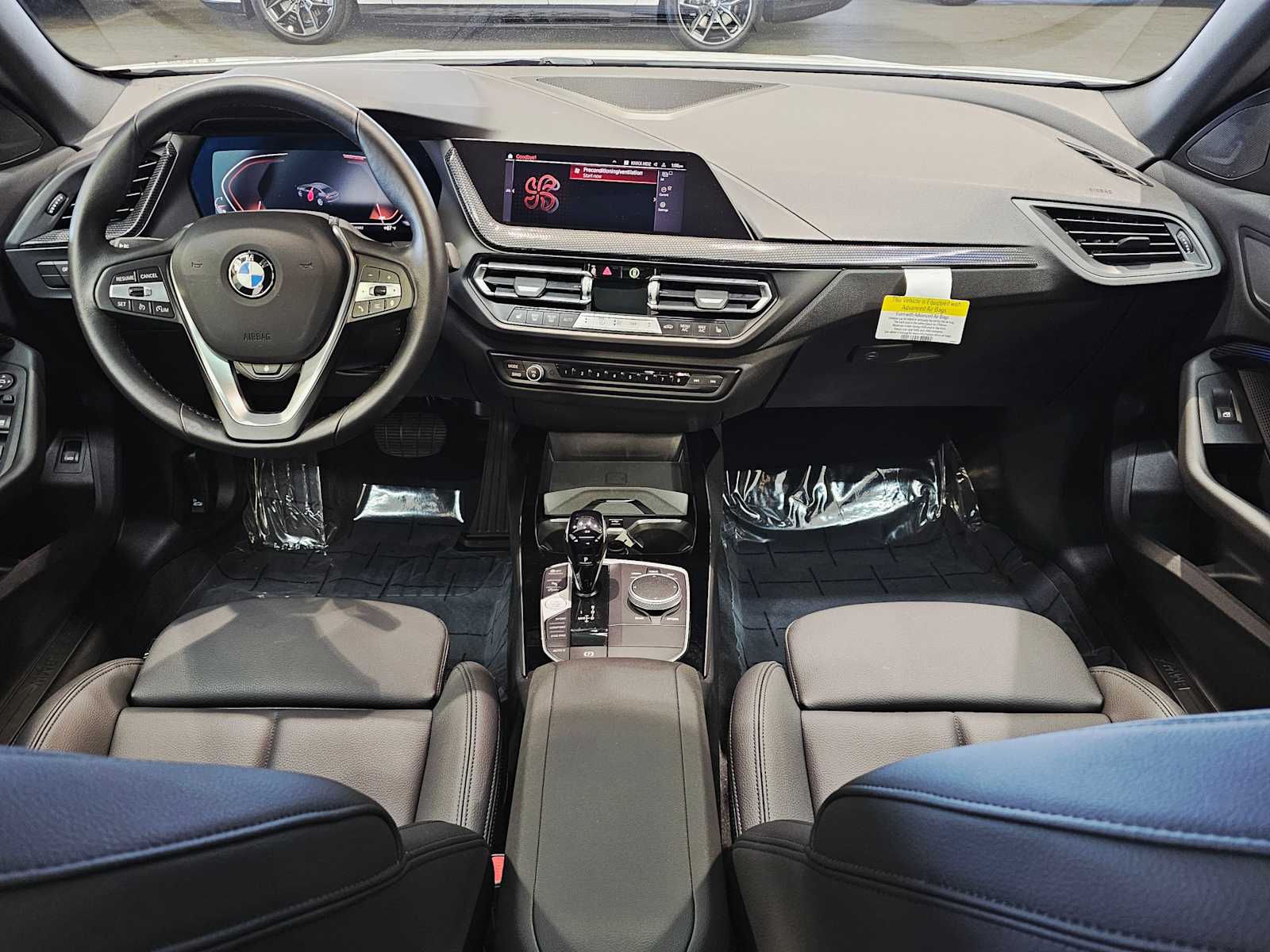 Thumbnail: 2024 BMW 2 Series - 9