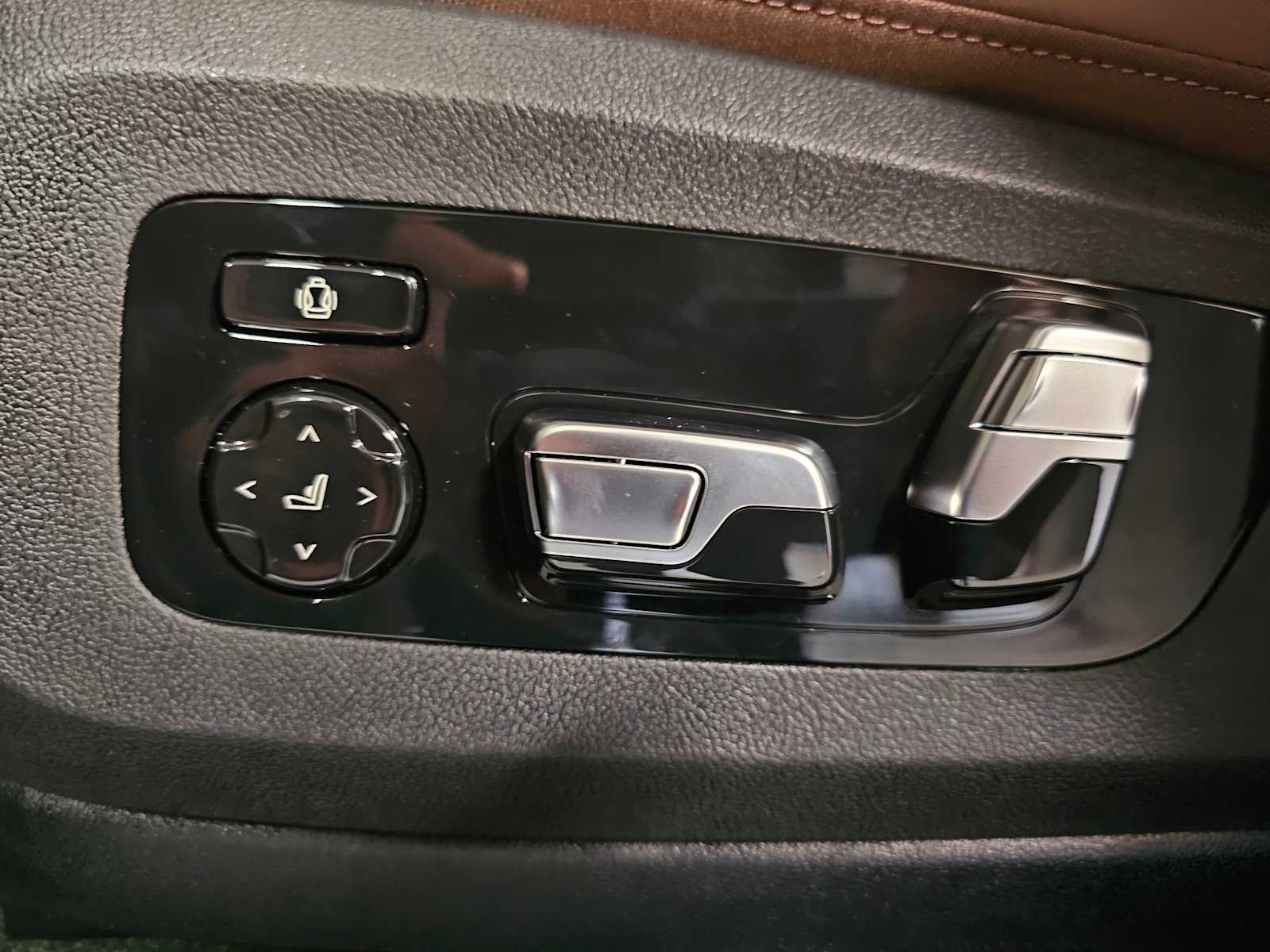 Thumbnail: 2026 BMW X5 - 29