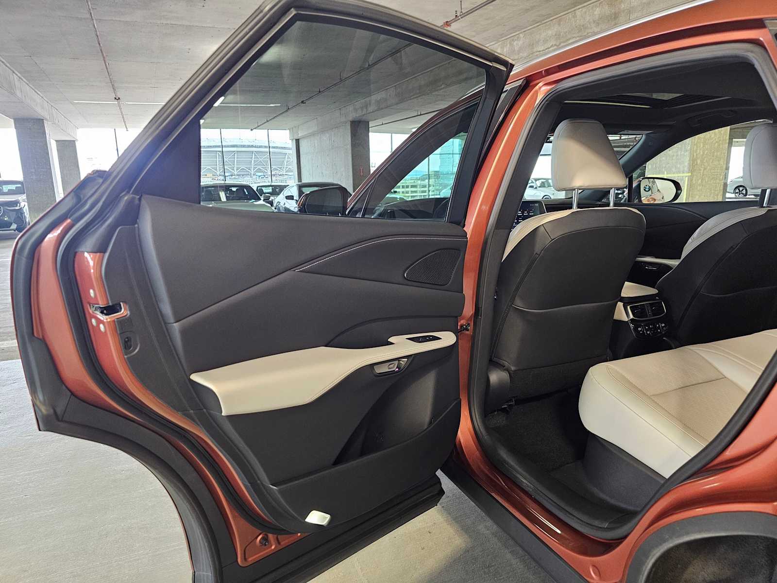 Thumbnail: 2023 Lexus RX - 29