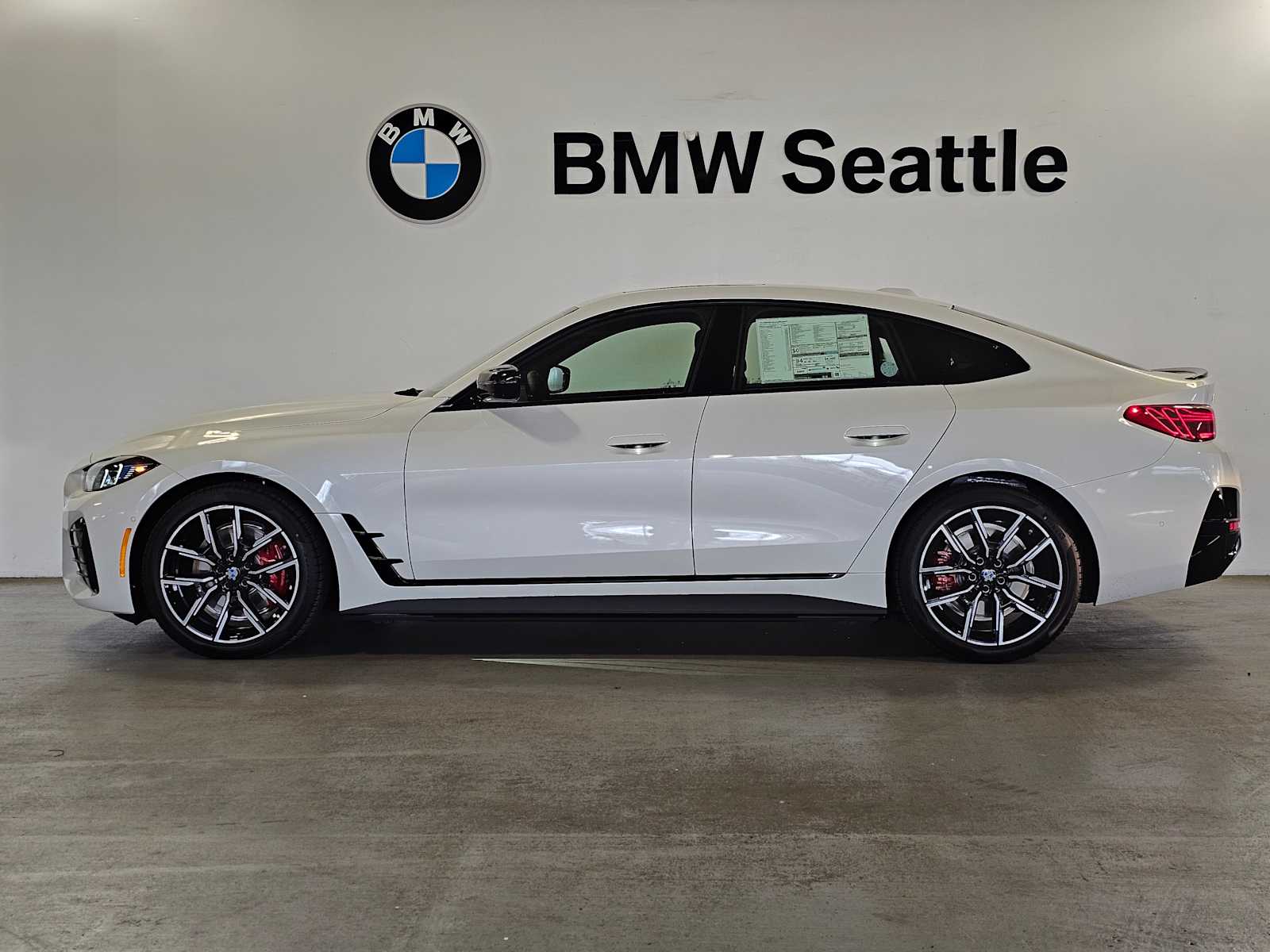Thumbnail: 2026 BMW i4 - 3