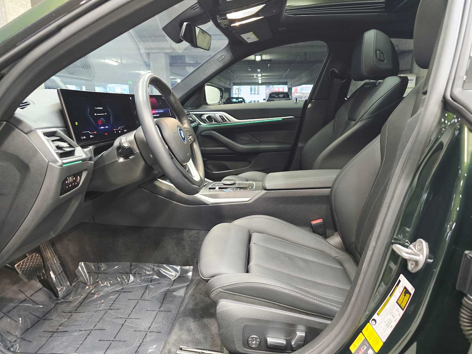 Thumbnail: 2023 BMW i4 - 24