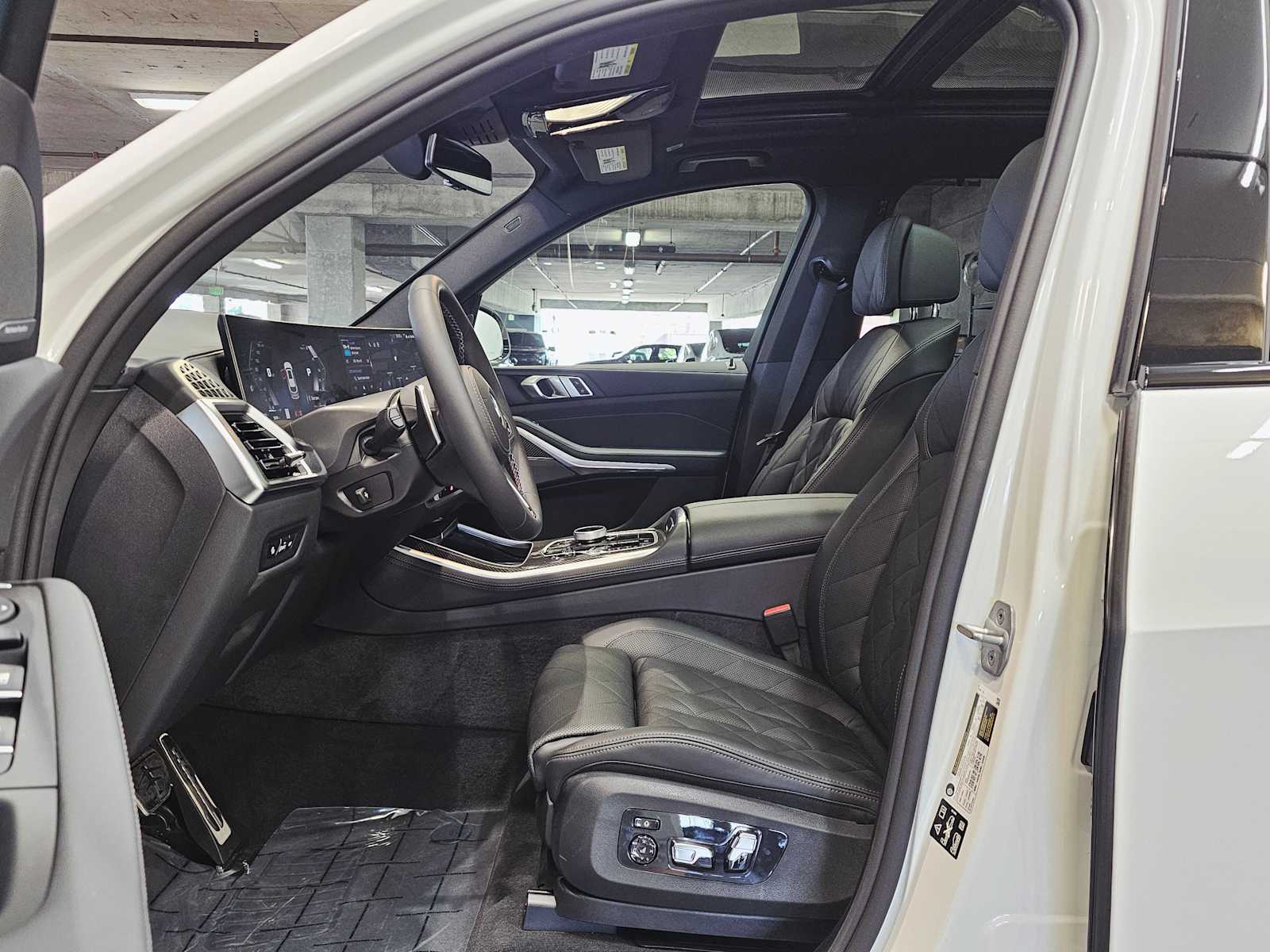 Thumbnail: 2026 BMW X5 - 23