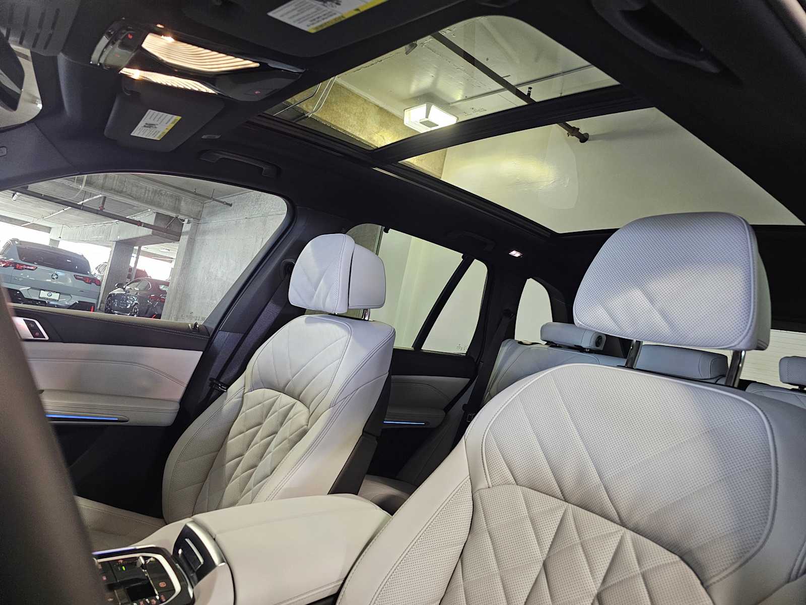 Thumbnail: 2026 BMW X5 - 32