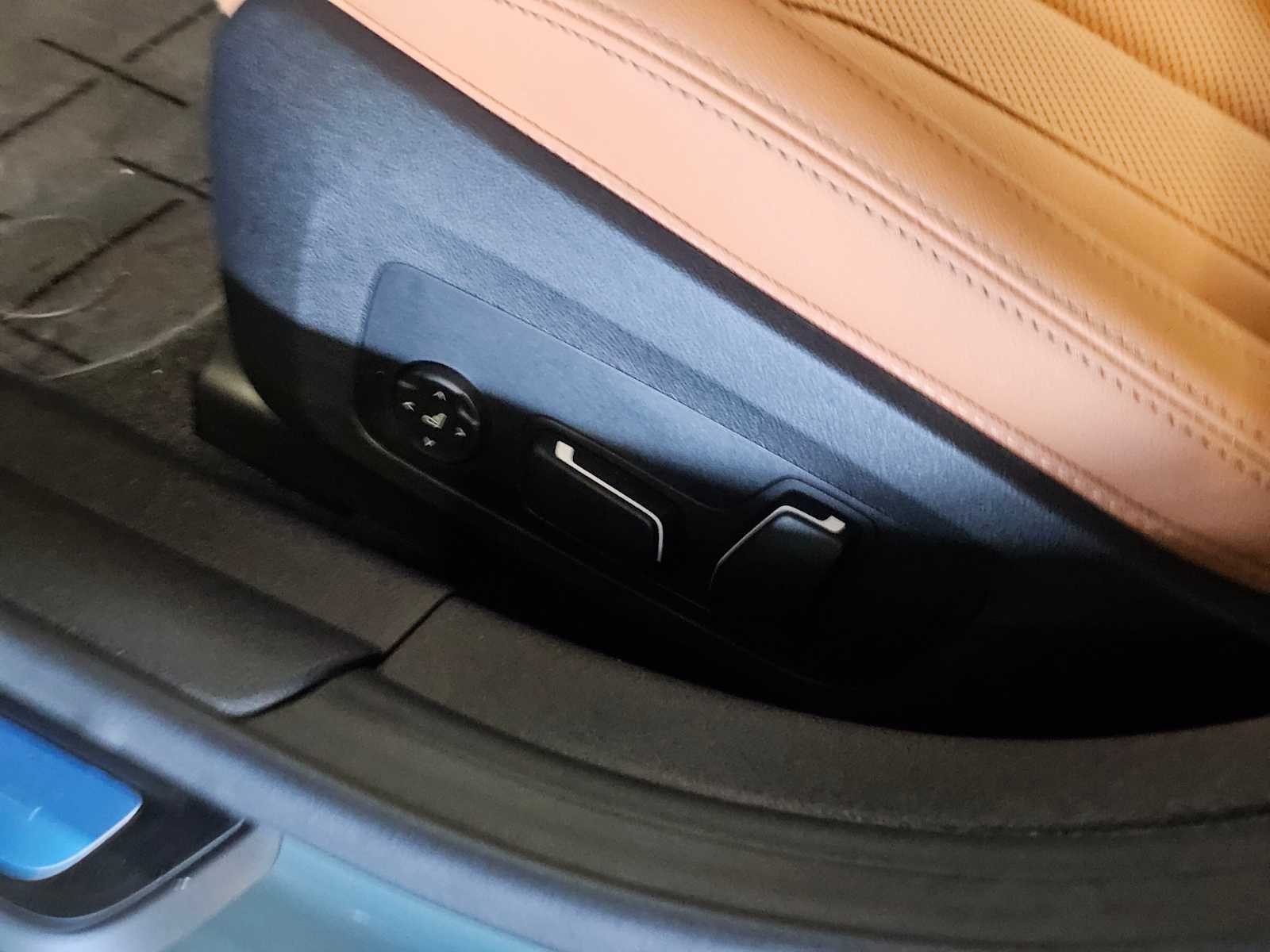 Thumbnail: 2026 BMW i4 - 21