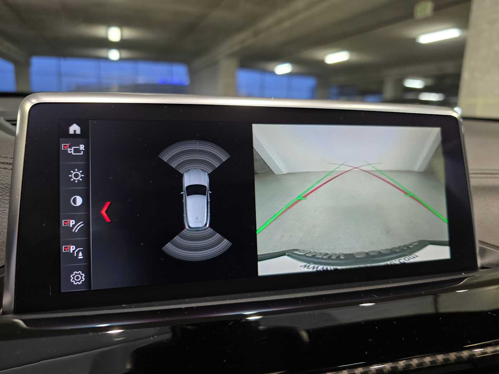 Thumbnail: 2020 BMW X2 - 18