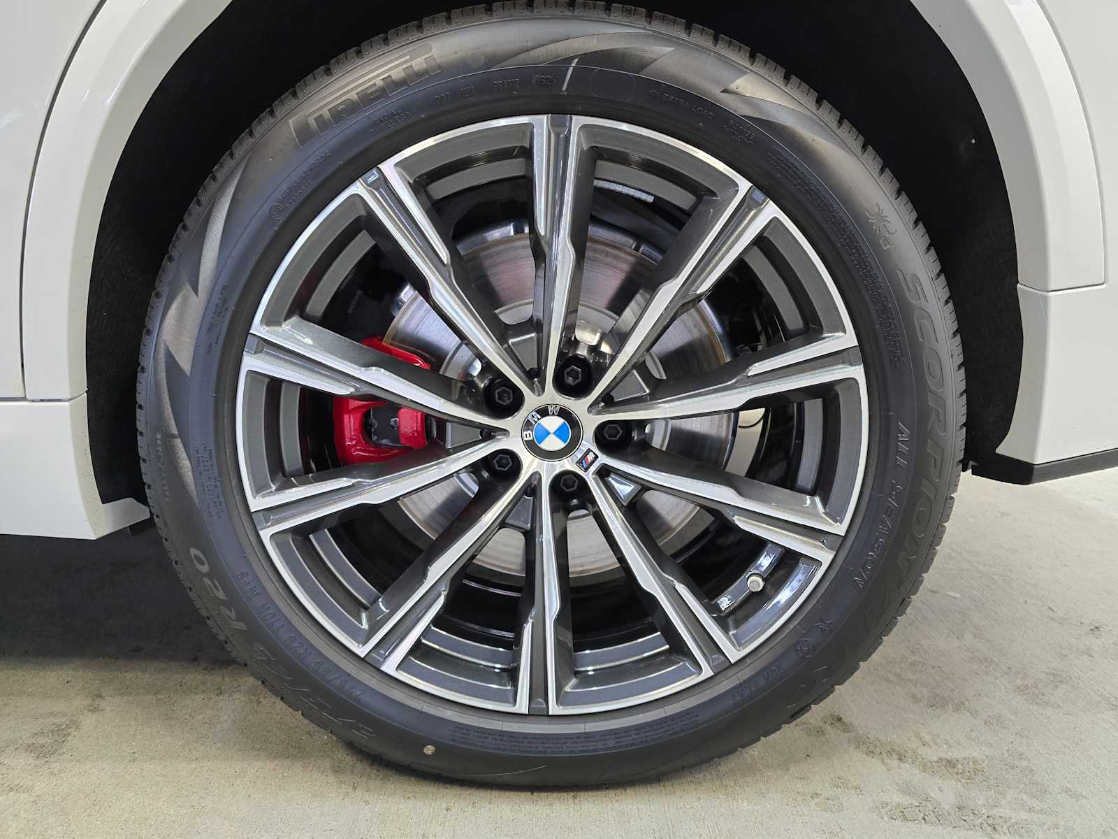 Thumbnail: 2026 BMW X5 - 8