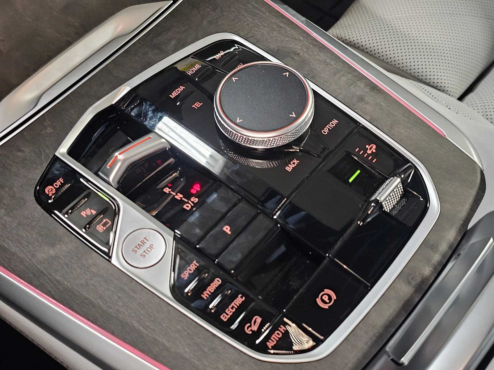 Thumbnail: 2026 BMW X5 - 21