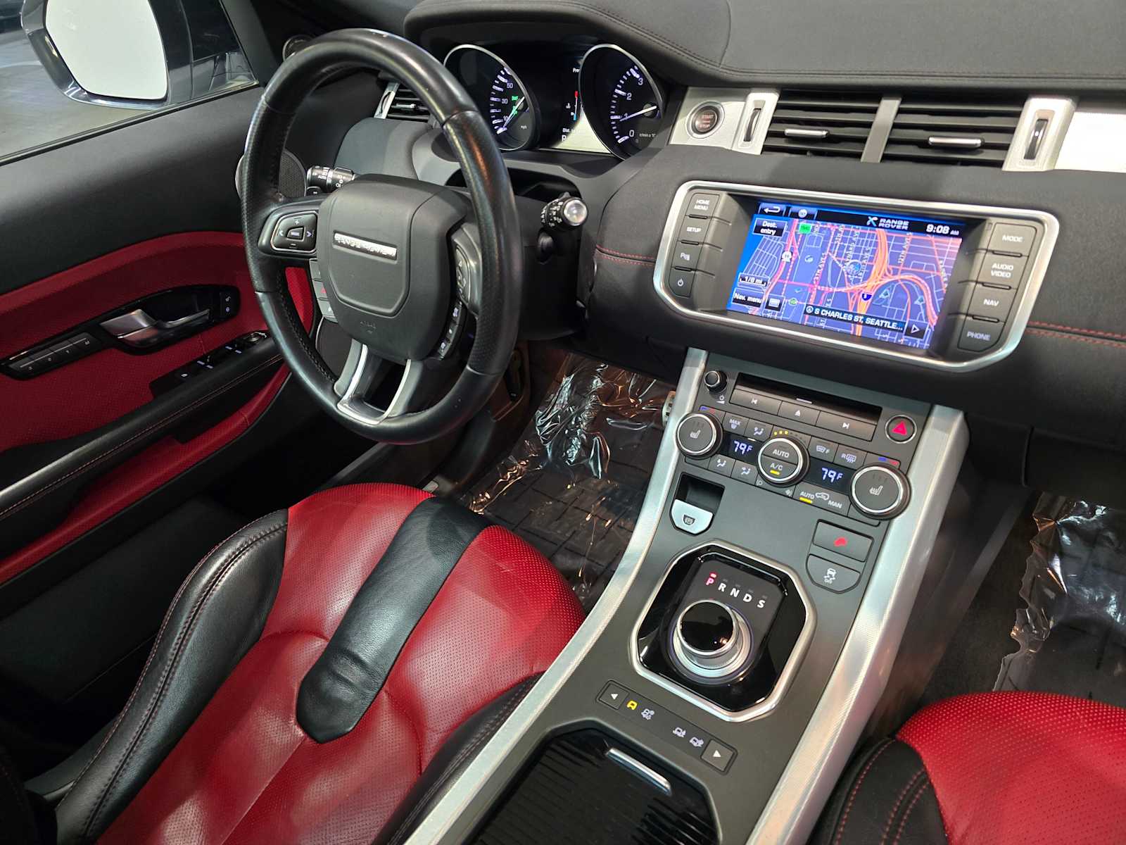 Thumbnail: 2012 Land Rover Range Rover Evoque - 32