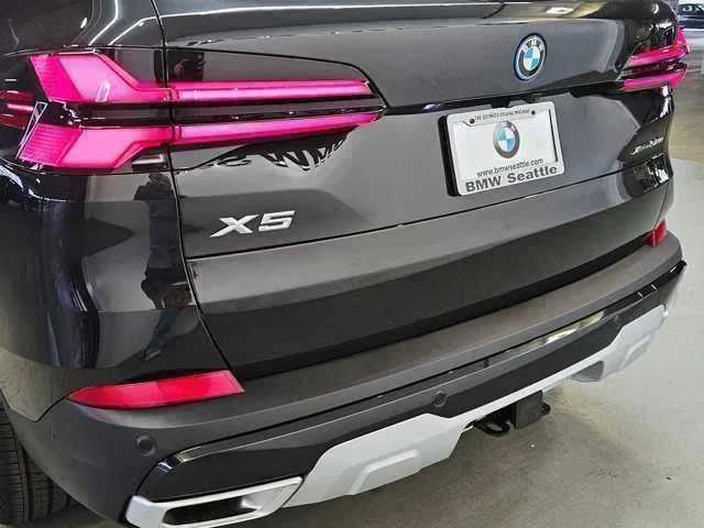 Thumbnail: 2025 BMW X5 - 7