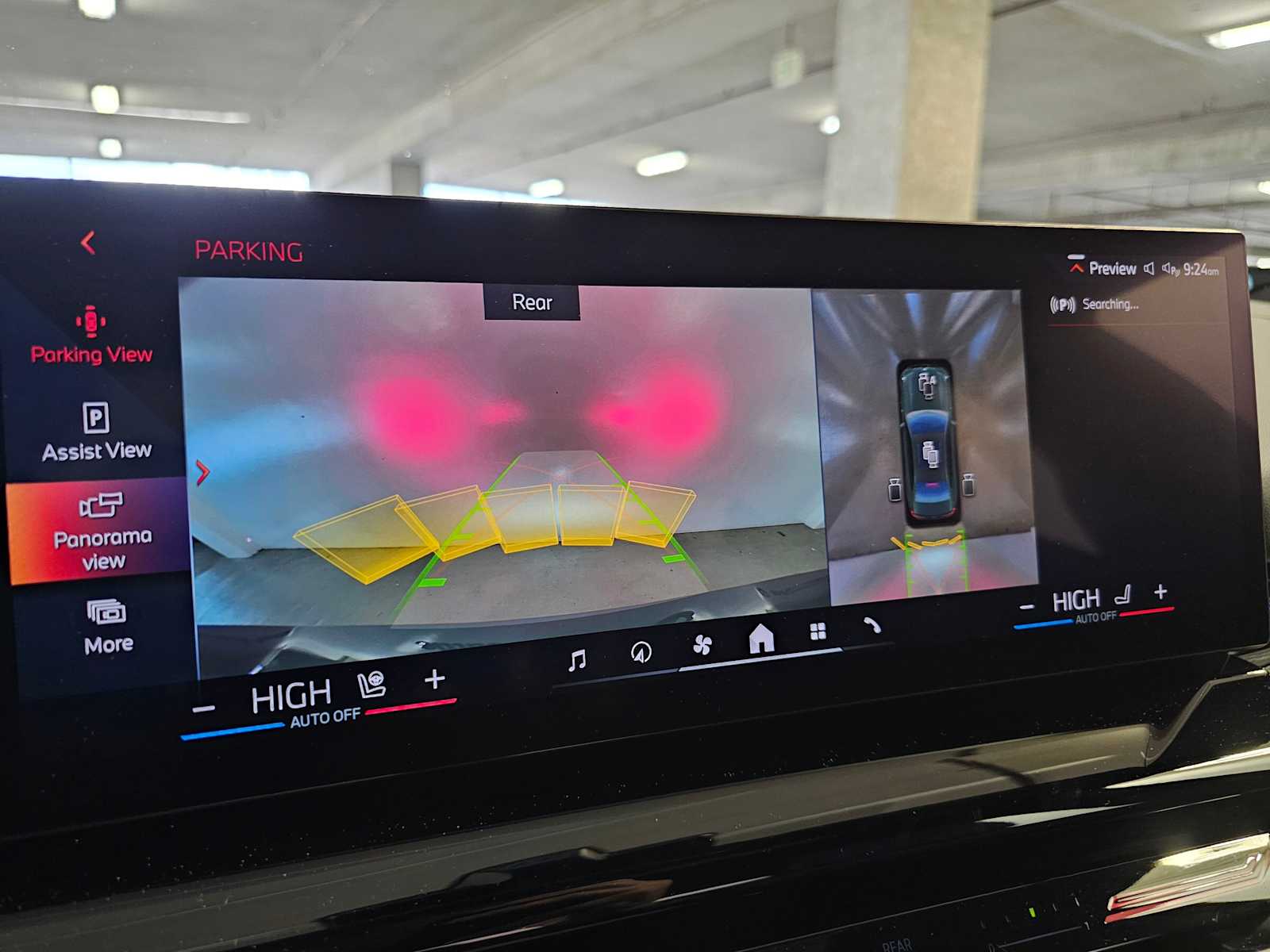 Thumbnail: 2025 BMW 5 Series - 16