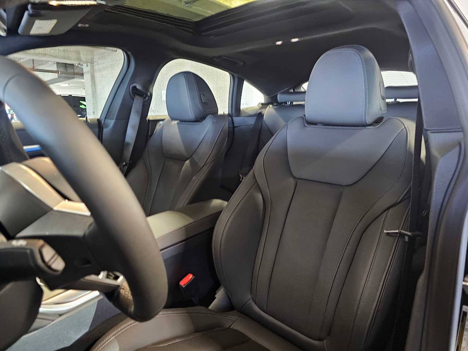 Thumbnail: 2026 BMW i4 - 32