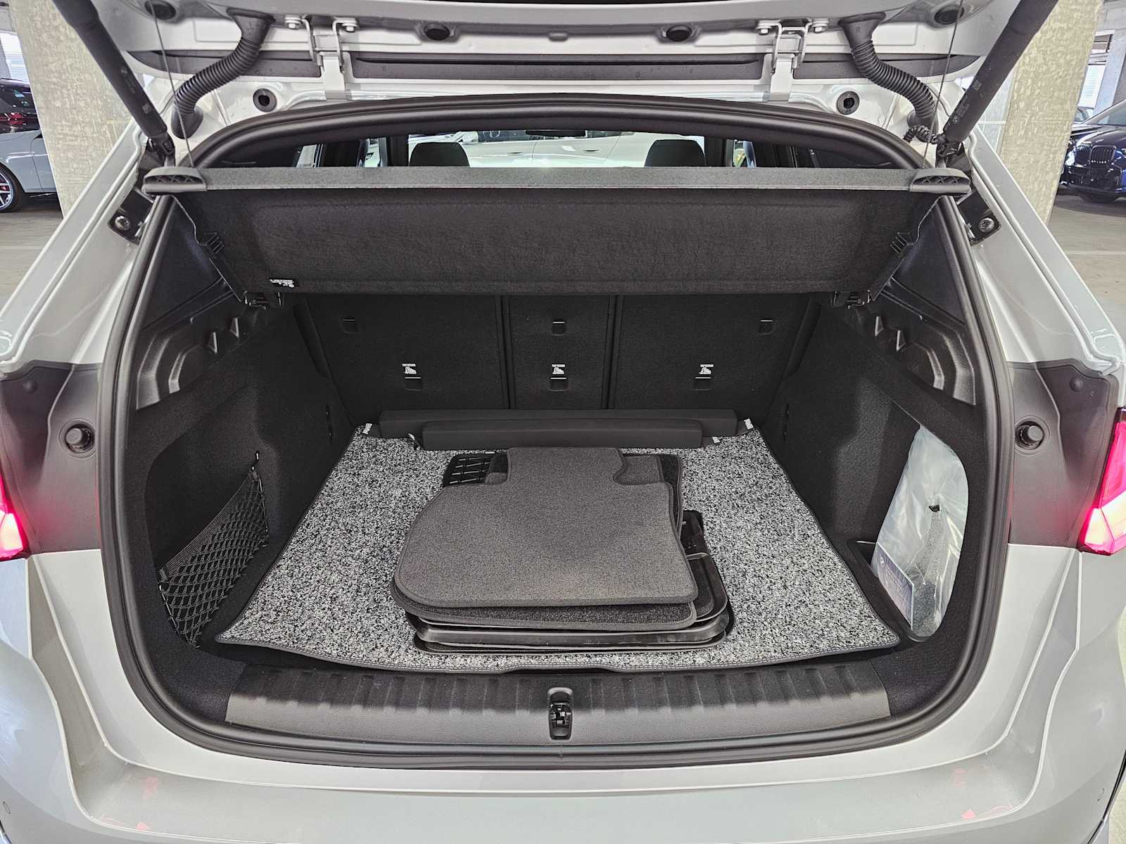 Thumbnail: 2025 BMW X1 - 28