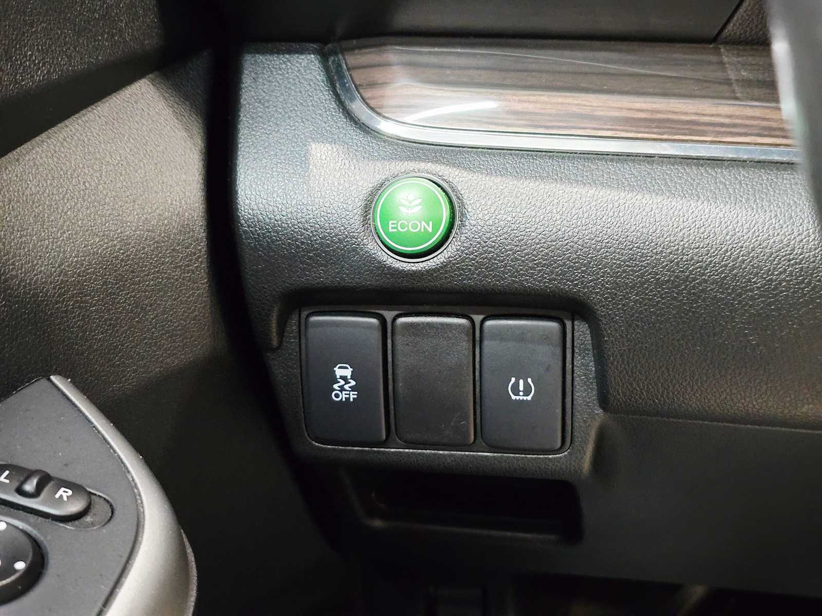 Thumbnail: 2015 Honda CR-V - 21