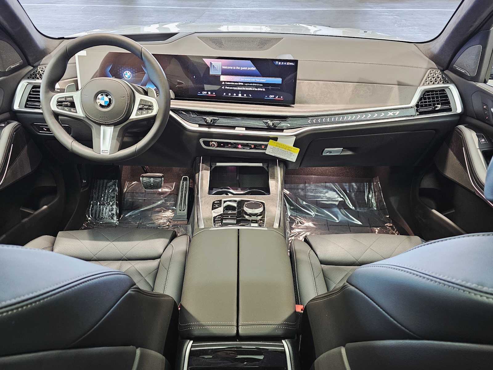 Thumbnail: 2026 BMW X7 - 10