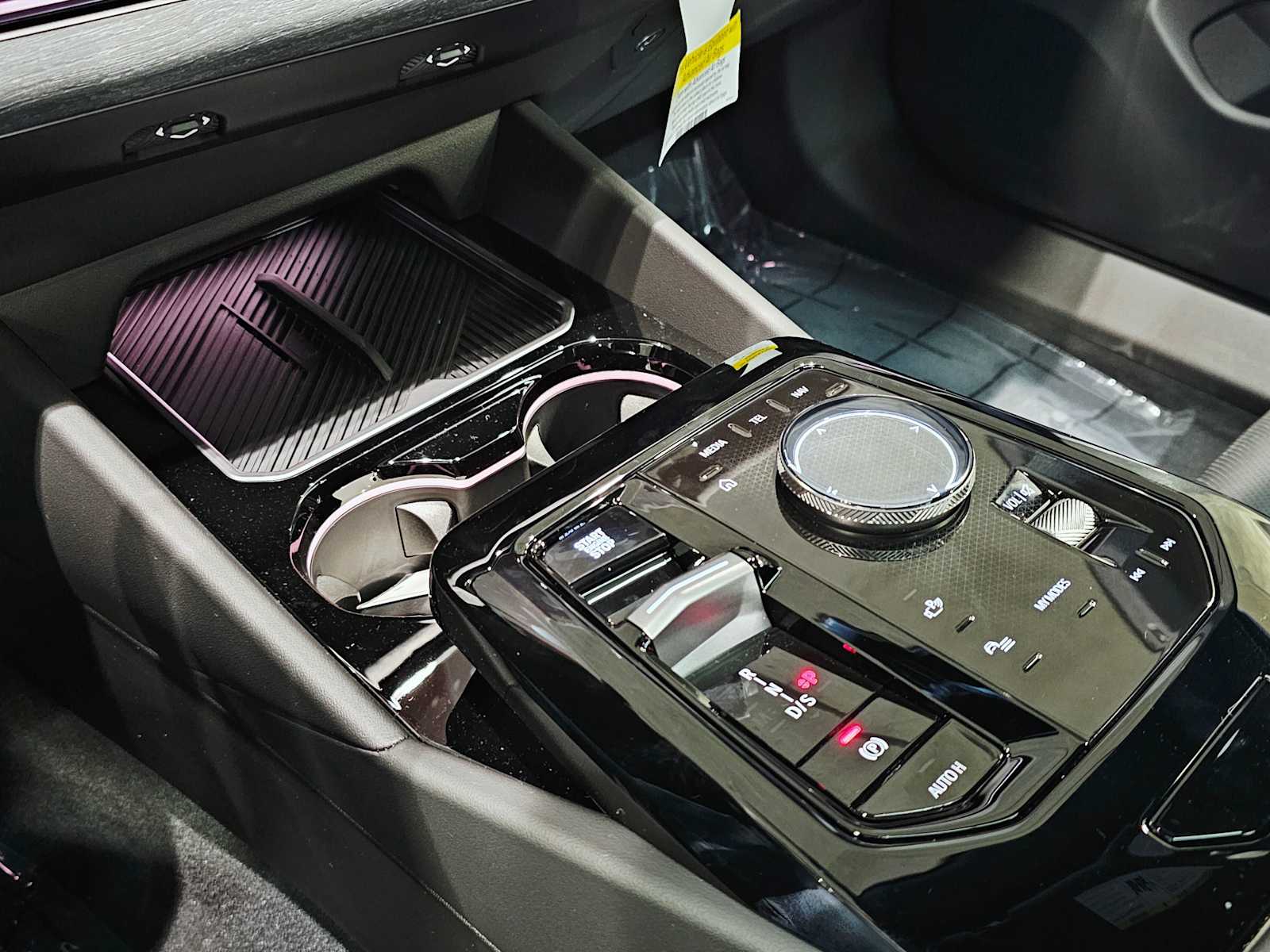 Thumbnail: 2026 BMW 5 Series - 17