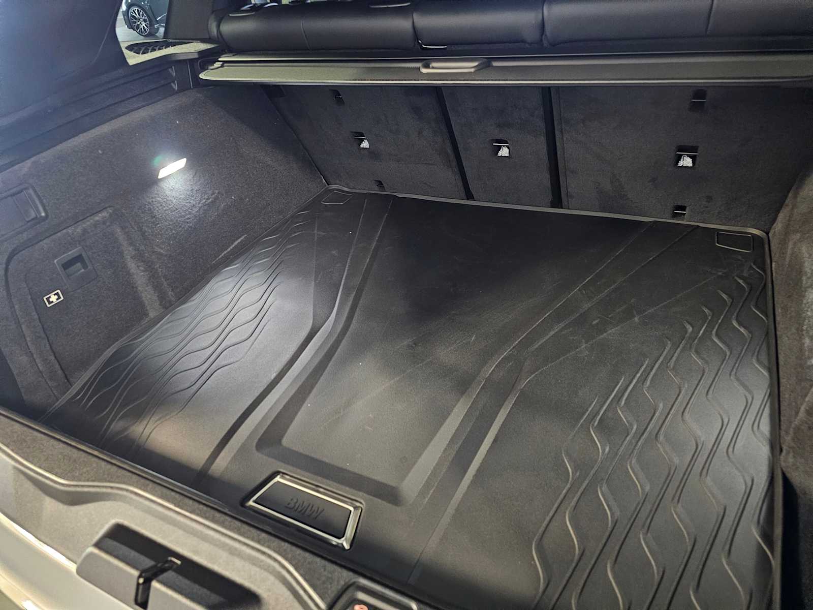 Thumbnail: 2026 BMW X5 - 42
