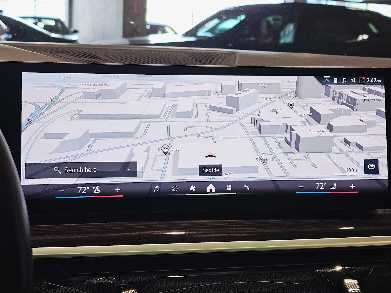 Thumbnail: 2024 BMW X7 - 14