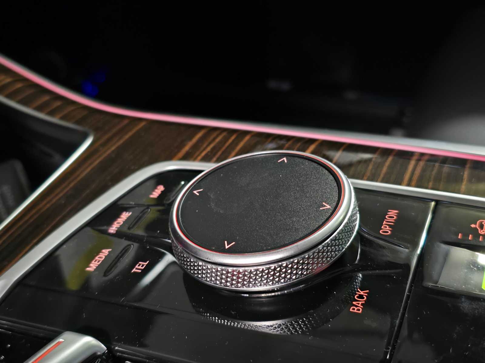 Thumbnail: 2026 BMW X5 - 13