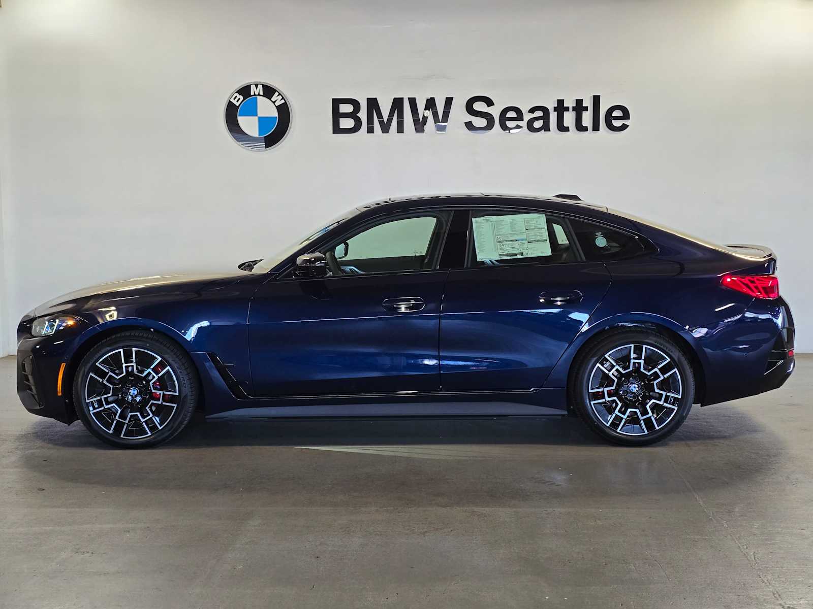 Thumbnail: 2026 BMW i4 - 3