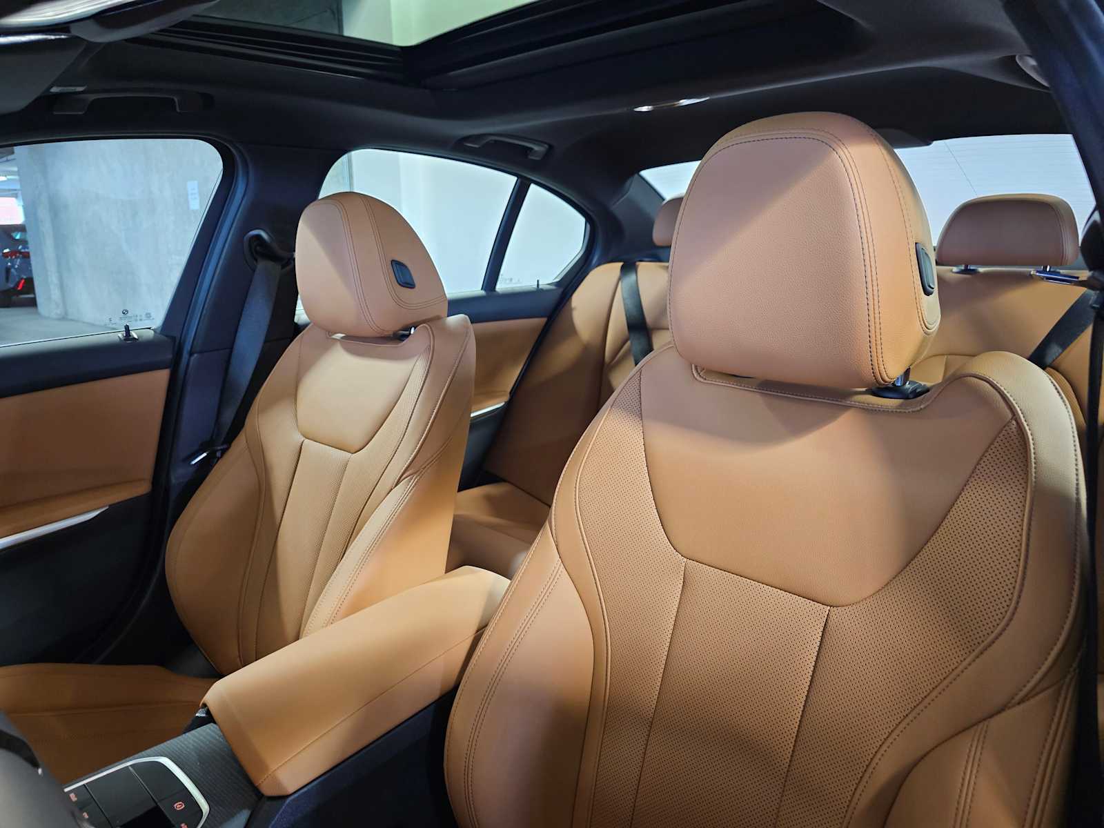 Thumbnail: 2025 BMW 3 Series - 31