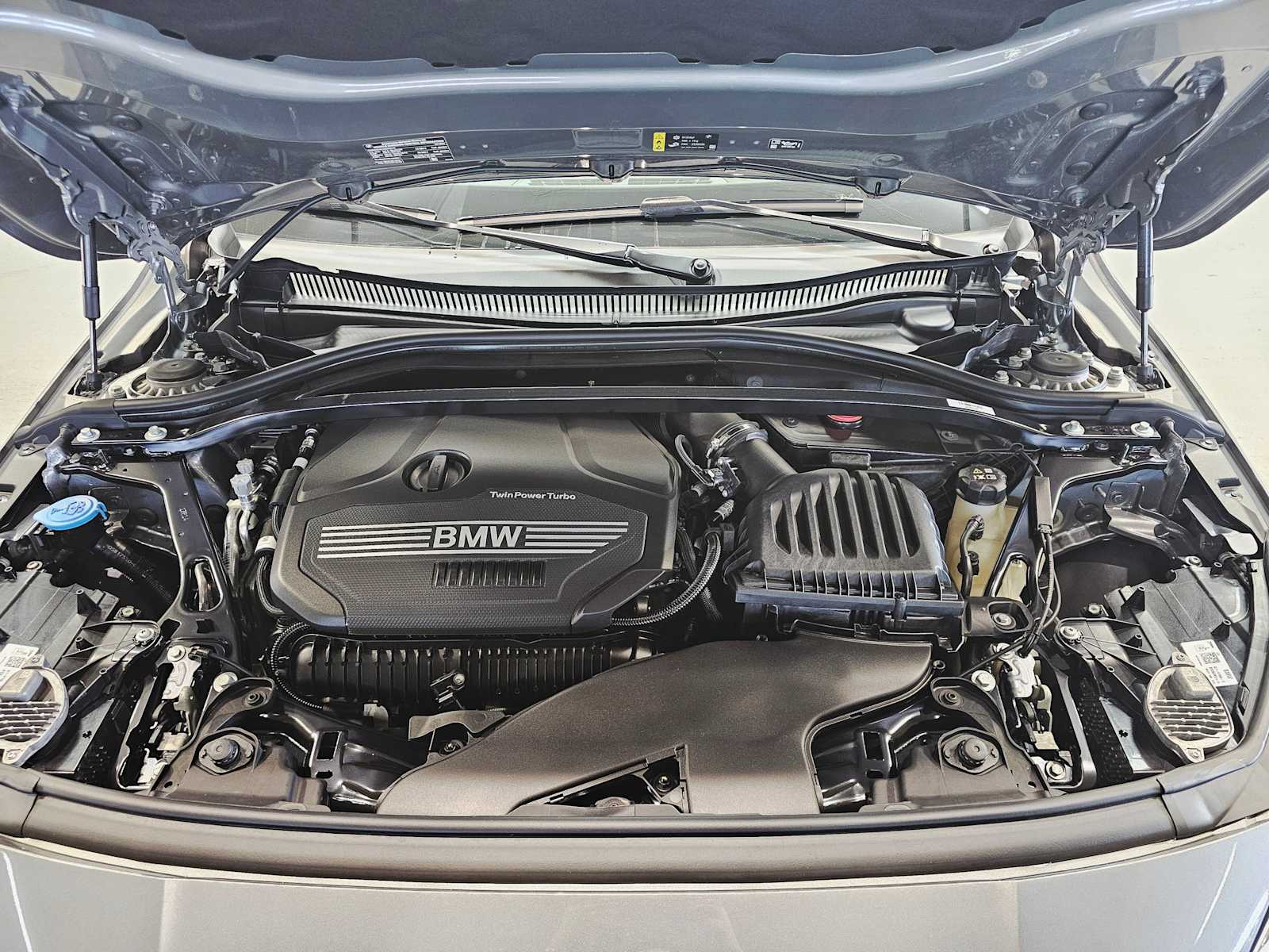 Thumbnail: 2024 BMW 2 Series - 9