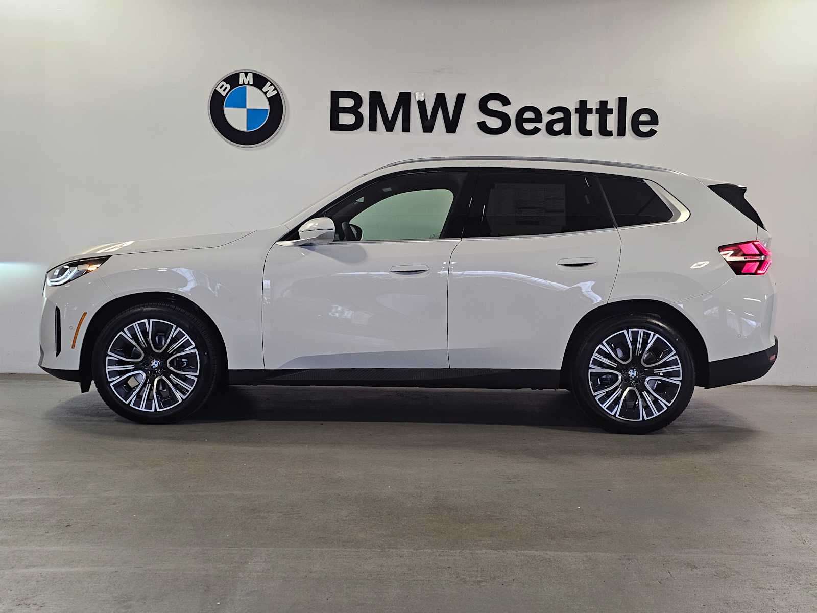 Thumbnail: 2026 BMW X3 - 3