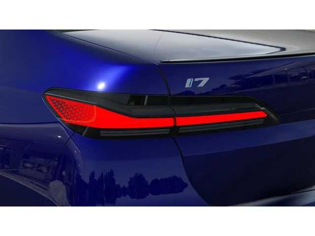 Thumbnail: 2026 BMW i7 - 8
