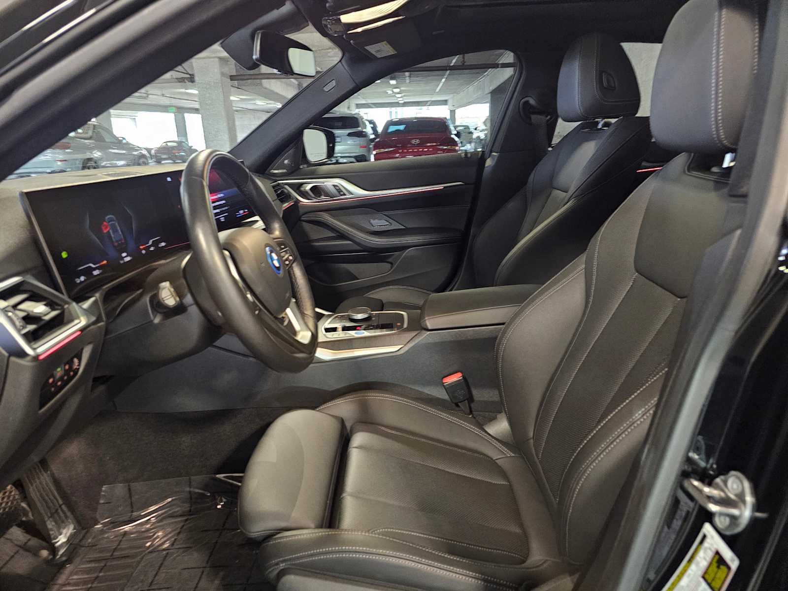 Thumbnail: 2023 BMW i4 - 31