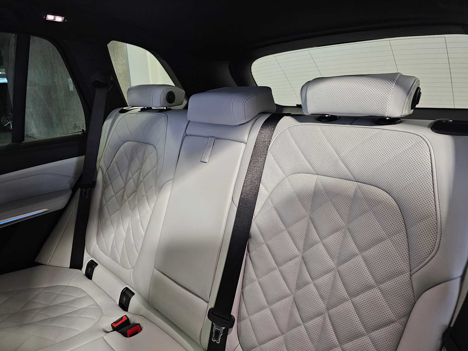 Thumbnail: 2026 BMW X5 - 38