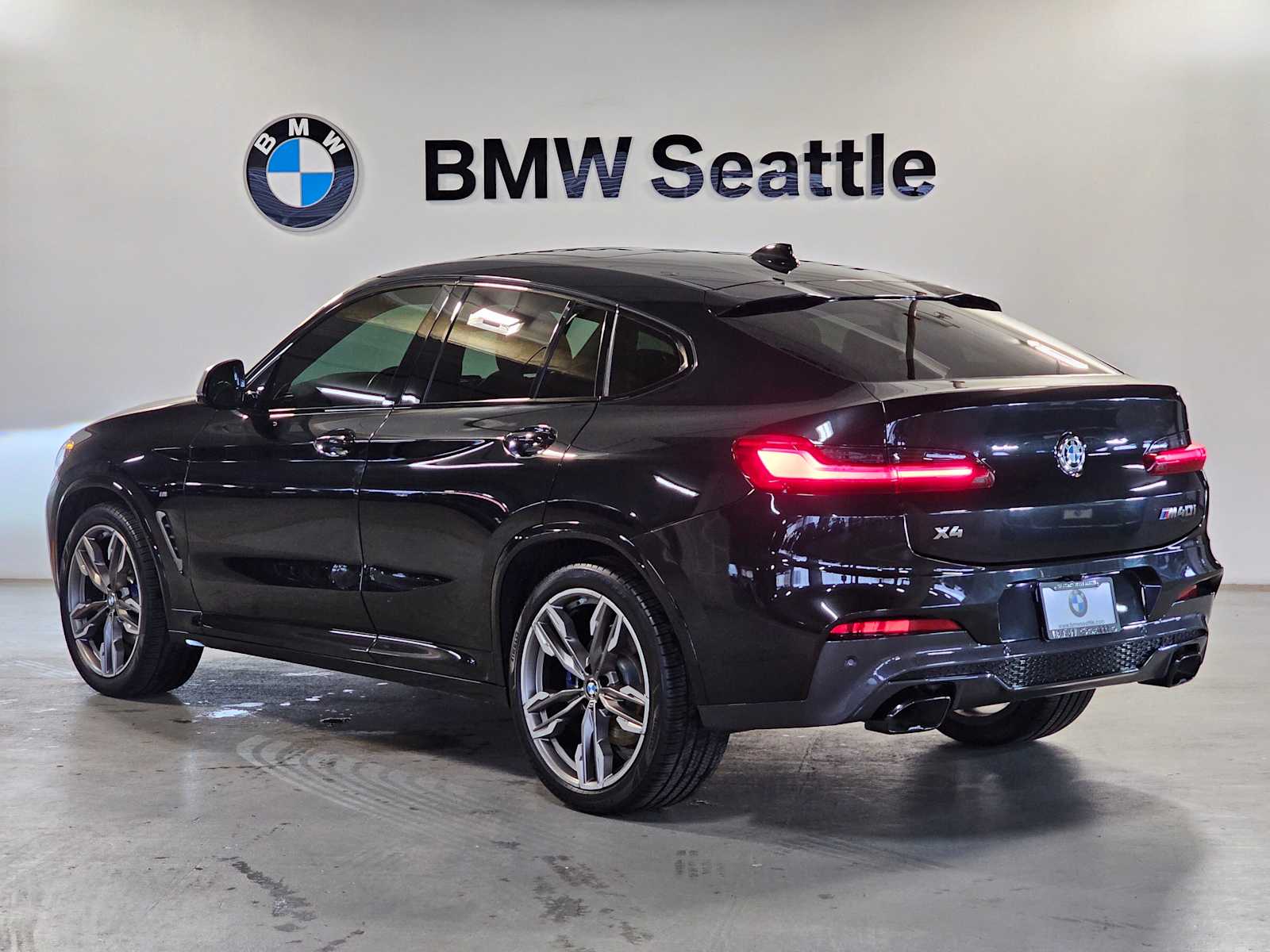 Thumbnail: 2021 BMW X4 - 4